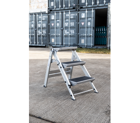 Treppe klappbar 3 Stufen | © Riesa Outlet GmbH