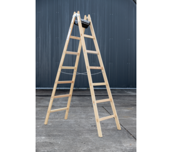 Sprossen-Stehleiter beidseitig begehbar 2x7 Sprossen | © Riesa Outlet GmbH