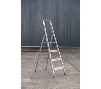 Trittleiter Aluminium einseitig begehbar 4 Stufen | © Riesa Outlet GmbH